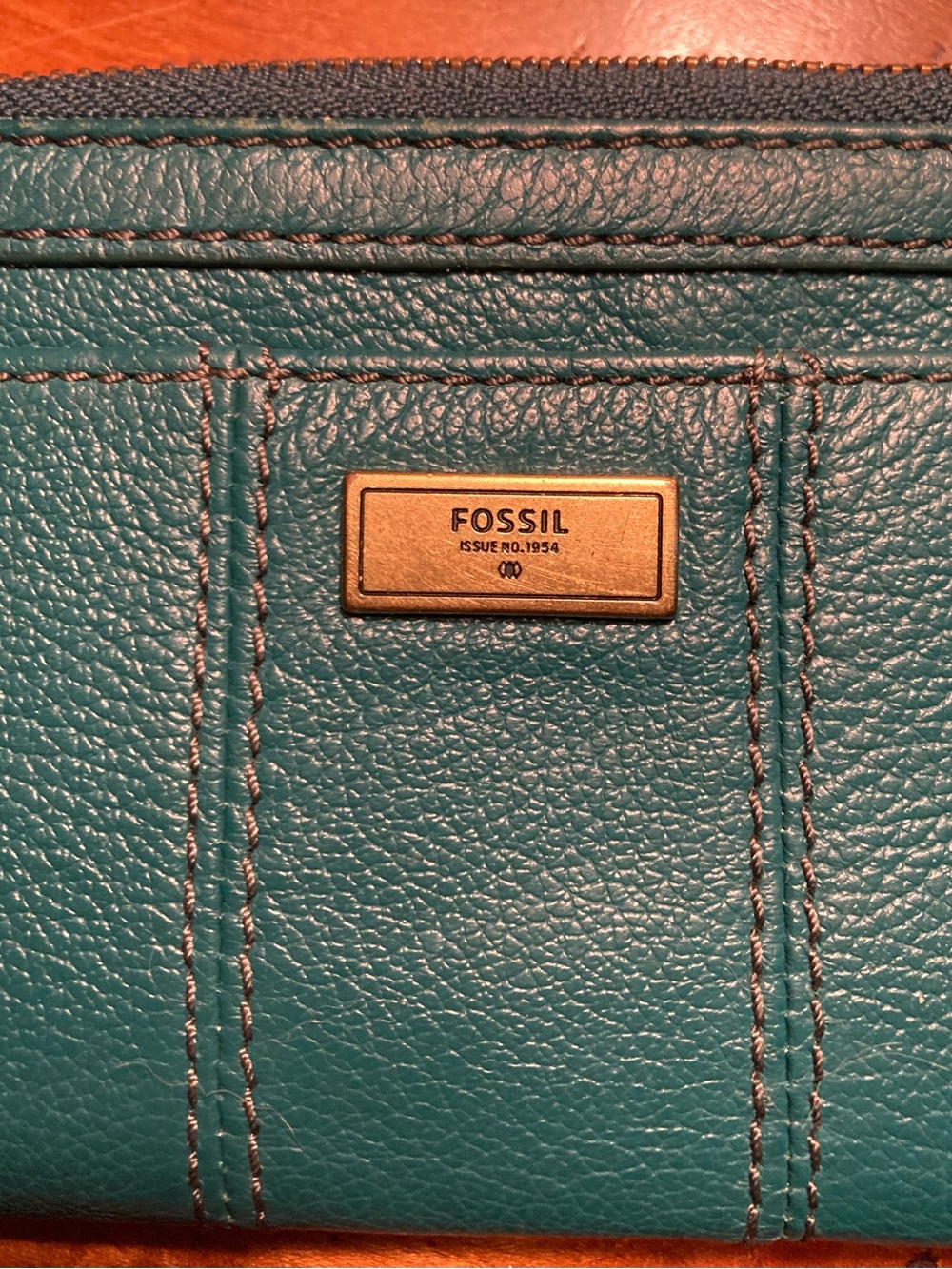 Fossil Teal Pebble Leather Zip Wallet